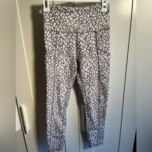 Balance Collection- grey leopard legging